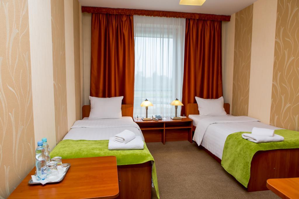 Hotel Classic Жешув Номер фото