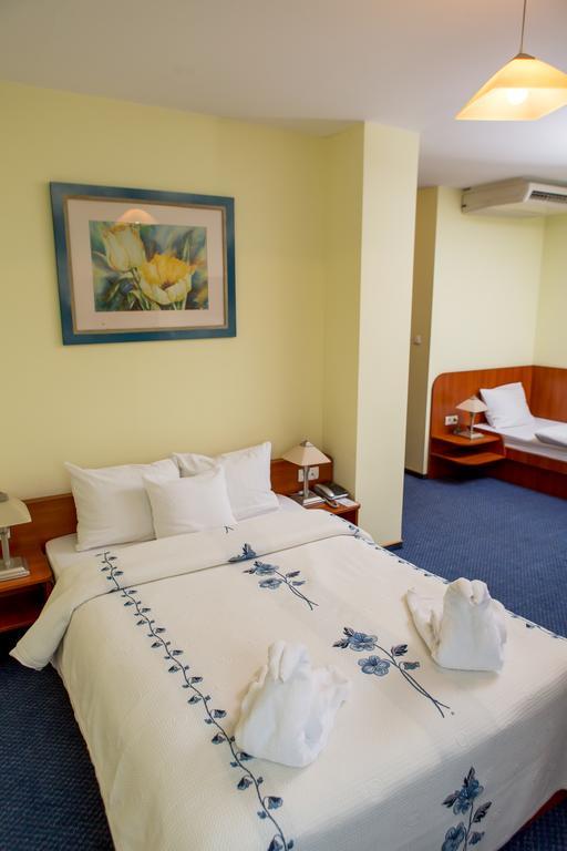 Hotel Classic Жешув Номер фото